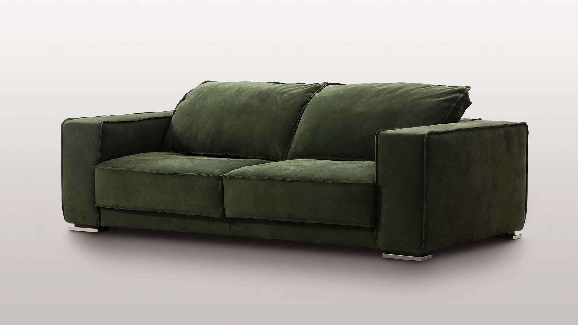 produzione poltrone a Milano divano moderno camilla