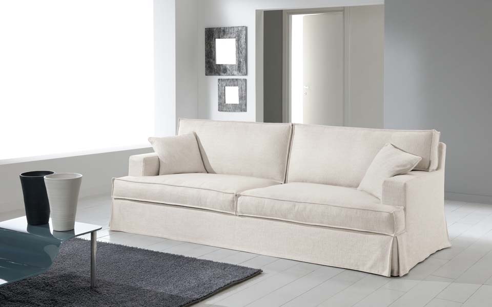 produzione divani in Brianza mantegna divano classico