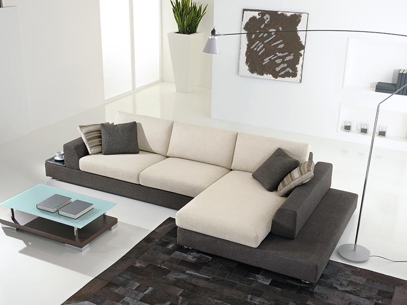 produzione poltrone In Brianza divano moderno daniela